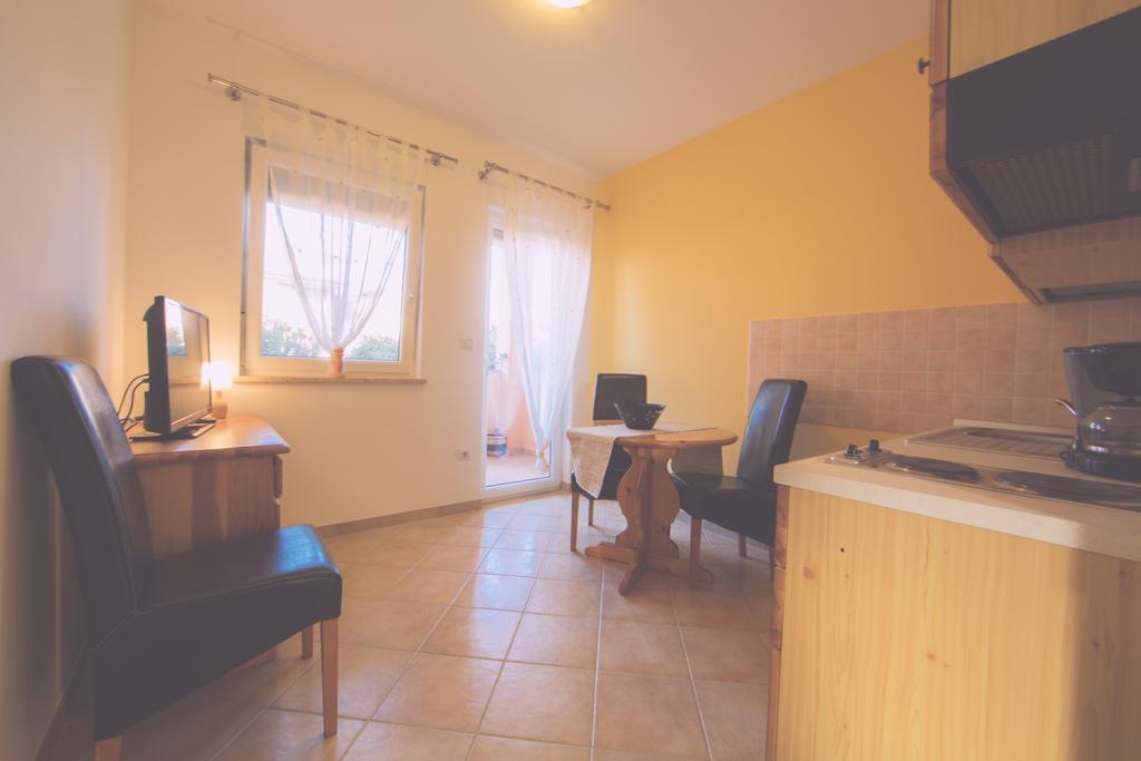 Apartments Meri Ližnjan Værelse billede